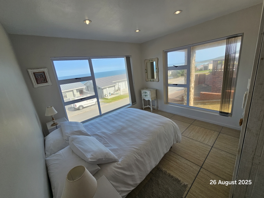 6 Bedroom Property for Sale in Jongensfontein Western Cape